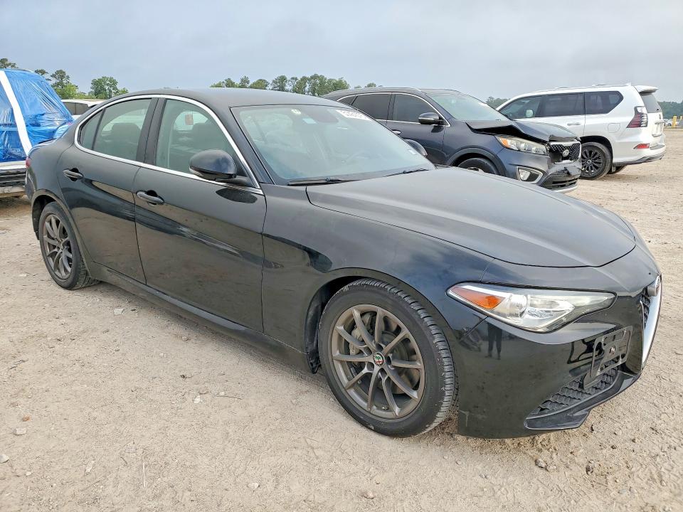 2019 Alfa romeo Giulia VIN ZARFAMAN9K7603604 COPART salvage auction — REAR END, Tx - Salvage Vehicle Title, sold $6,700 on 2026-07-10 (photo 4)