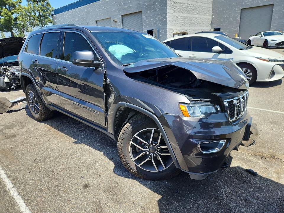 2020 Jeep Cherokee VIN 1C4RJFAG6LC391256 COPART salvage auction — FRONT END, CA, sold $2,900 on 2026-09-01 (photo 4)