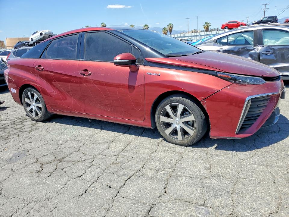 2019 Toyota Mirai VIN JTDBVRBD5KA005688 COPART salvage auction — VANDALISM, Ca - Dis/Dlr/Exp Only Clean Title, sold $950 on 2026-07-30 (photo 4)