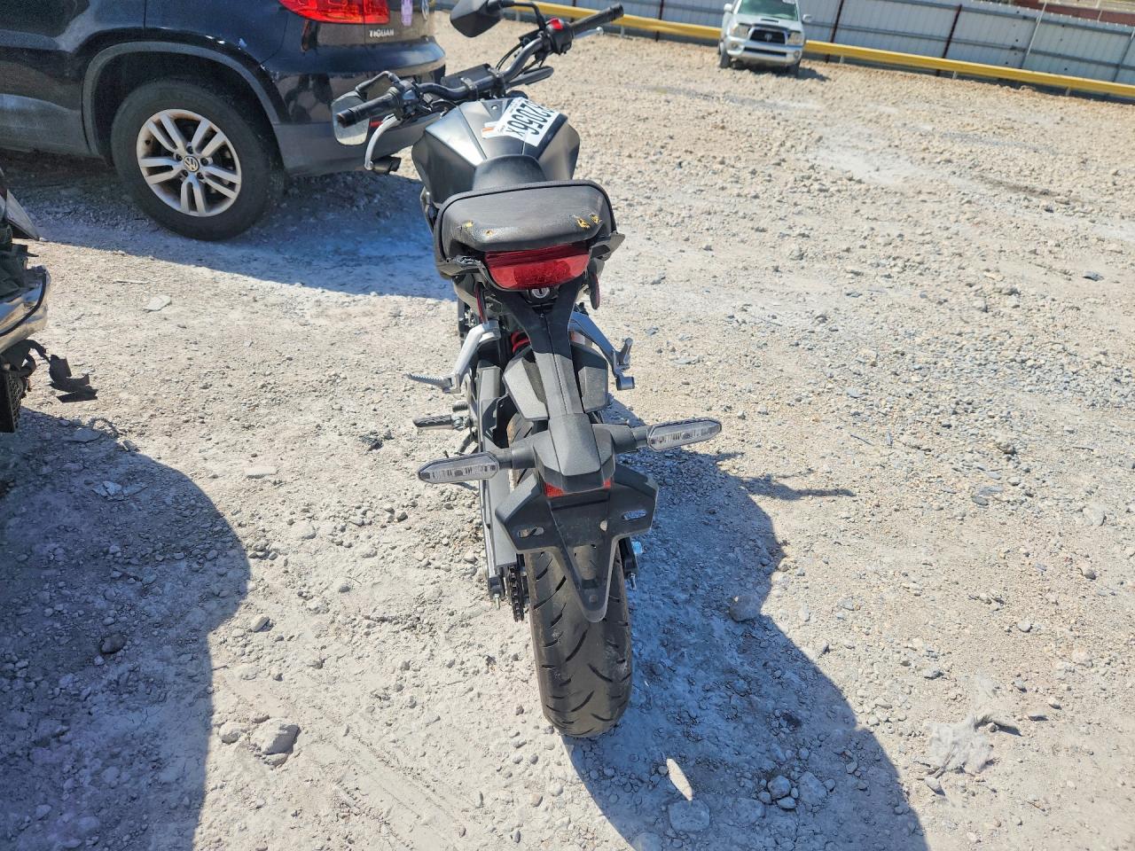 2024 Honda CBF300 VIN MLHNC5558R5400481 COPART salvage auction — Minor Dent/Scratches, MS - CERT OF TITLE-SALVAGED, sold $1,200 on 2026-07-09 (photo 4)