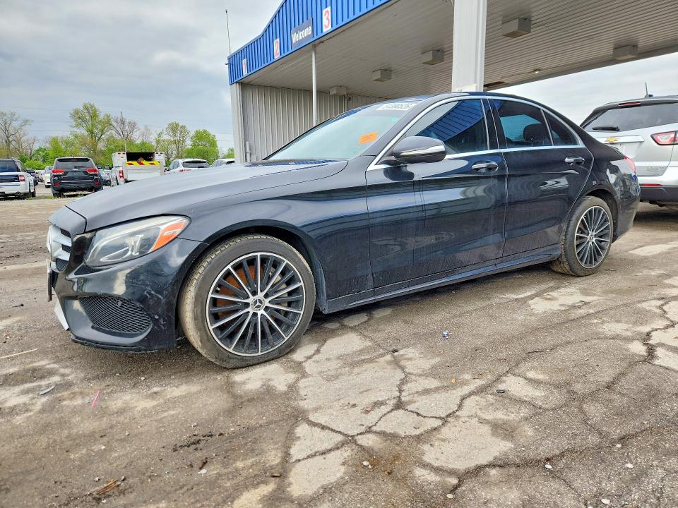 2015 Mercedes-benz C-klasse VIN 55SWF4KB7FU020639 COPART salvage auction — MINOR DENT/SCRATCHES, In - Certificate Of Title (P), sold $5,600 on 2026-07-09 (photo 1)