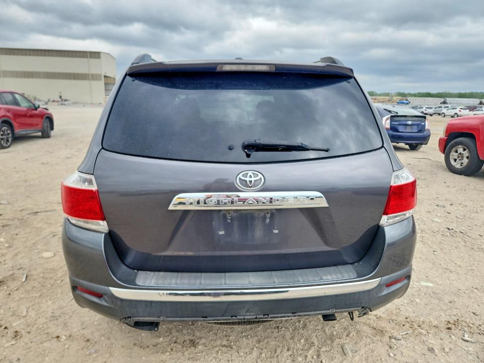 2013 Toyota Highlander VIN 5TDYK3EH3DS097307 COPART salvage auction — FRONT END, Tx - Salvage Vehicle Title, sold $5,000 on 2026-07-07 (photo 6)