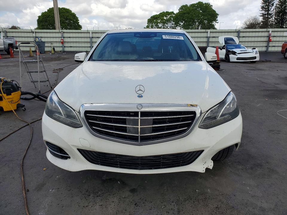 2014 Mercedes-benz E-klasse VIN WDDHF0EB7EA900381 COPART salvage auction — MECHANICAL, Fl - Certificate Of Title, sold $2,800 on 2026-07-06 (photo 5)
