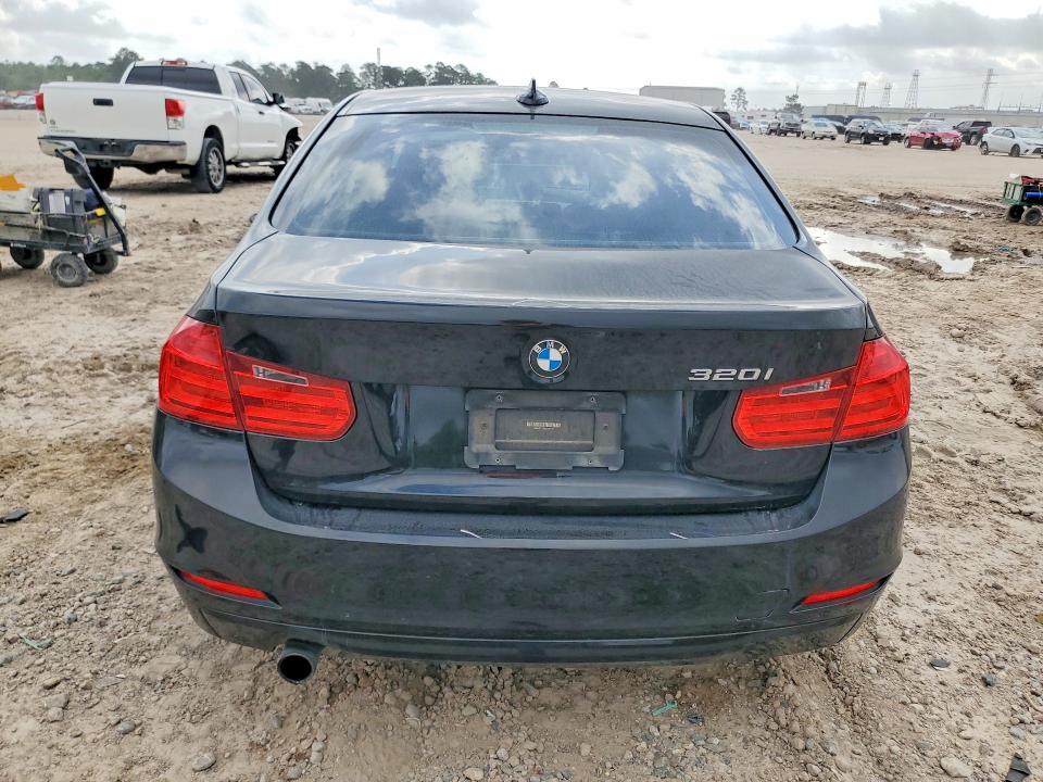 2014 BMW 3er VIN WBA3B1C58EK135174 COPART salvage auction — FRONT END, Tx - Salvage Vehicle Title, sold $1,500 on 2026-07-28 (photo 6)