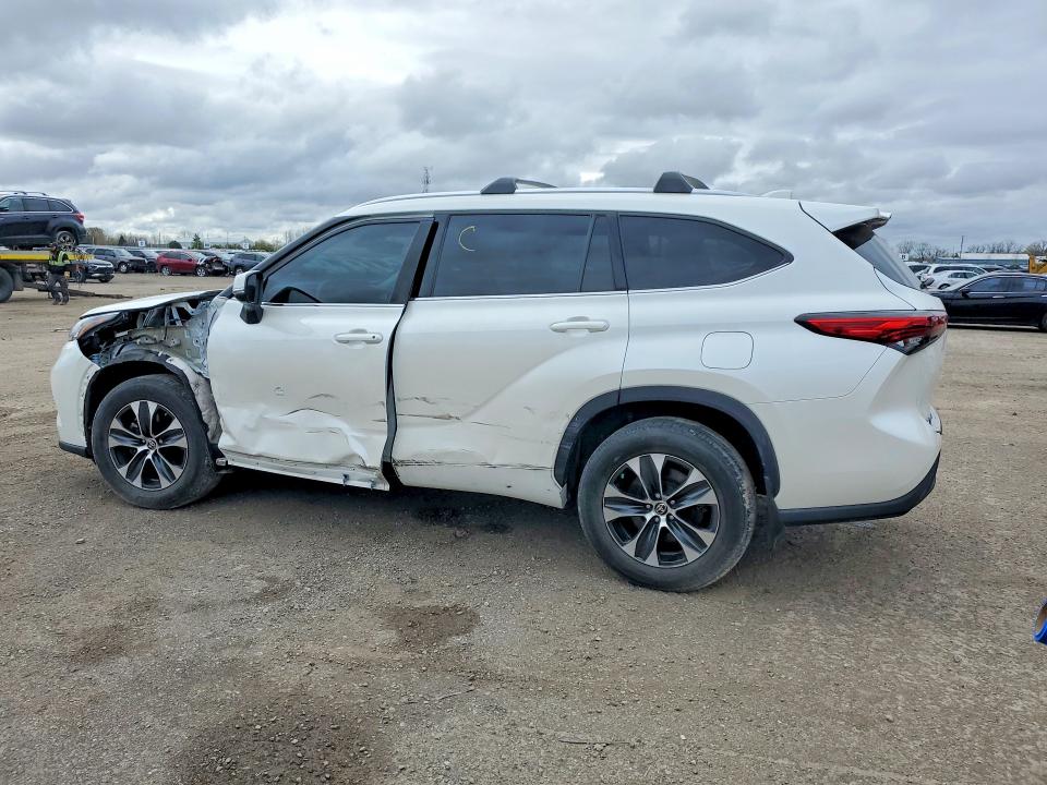 2020 Toyota Highlander VIN 5TDGZRBH4LS500496 COPART salvage auction — FRONT END, Salvage Title, sold $21,000 on 2026-07-16 (photo 2)