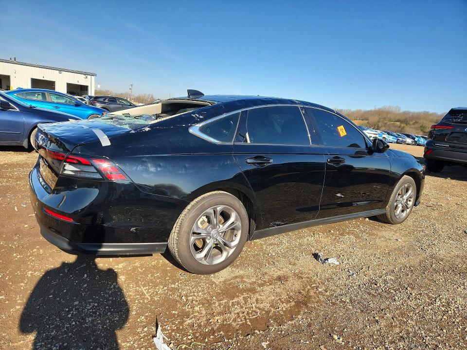 2023 Honda Accord VIN 1HGCY1F31PA054300 COPART salvage auction — HAIL, Il - Salvage Certificate, sold $7,600 on 2026-07-03 (photo 3)