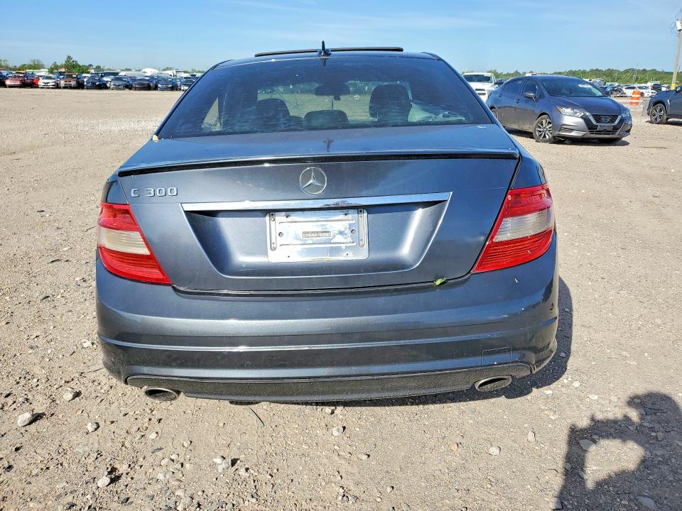 2010 Mercedes-benz C class VIN WDDGF5EB7AA403169 COPART salvage auction — SIDE, TX - NONREPAIRABLE TITLE, sold $625 on 2026-07-16 (photo 6)