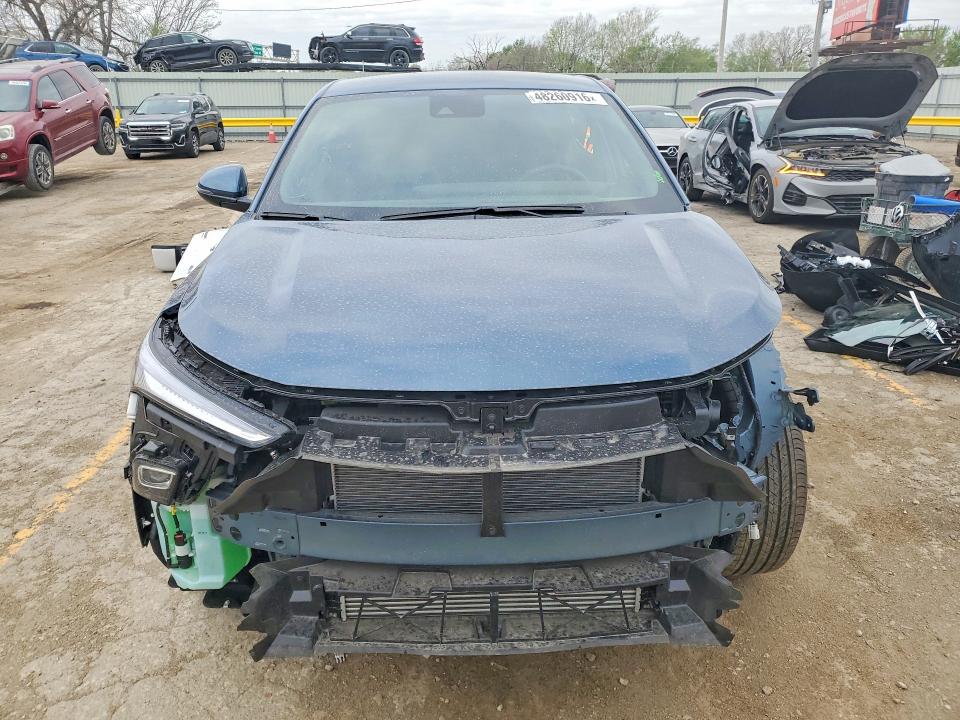 2026 Buick Envista VIN KL47LAEP0TB082199 COPART salvage auction — SIDE, KS, sold $5,900 on 2026-07-20 (photo 5)