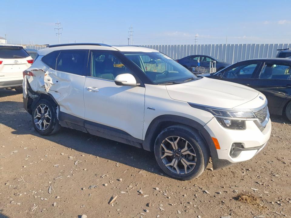 2021 Kia Seltos VIN KNDERCAA8M7141433 COPART salvage auction — REAR END, Oh - Certificate Of Title, sold $8,100 on 2026-07-10 (photo 4)