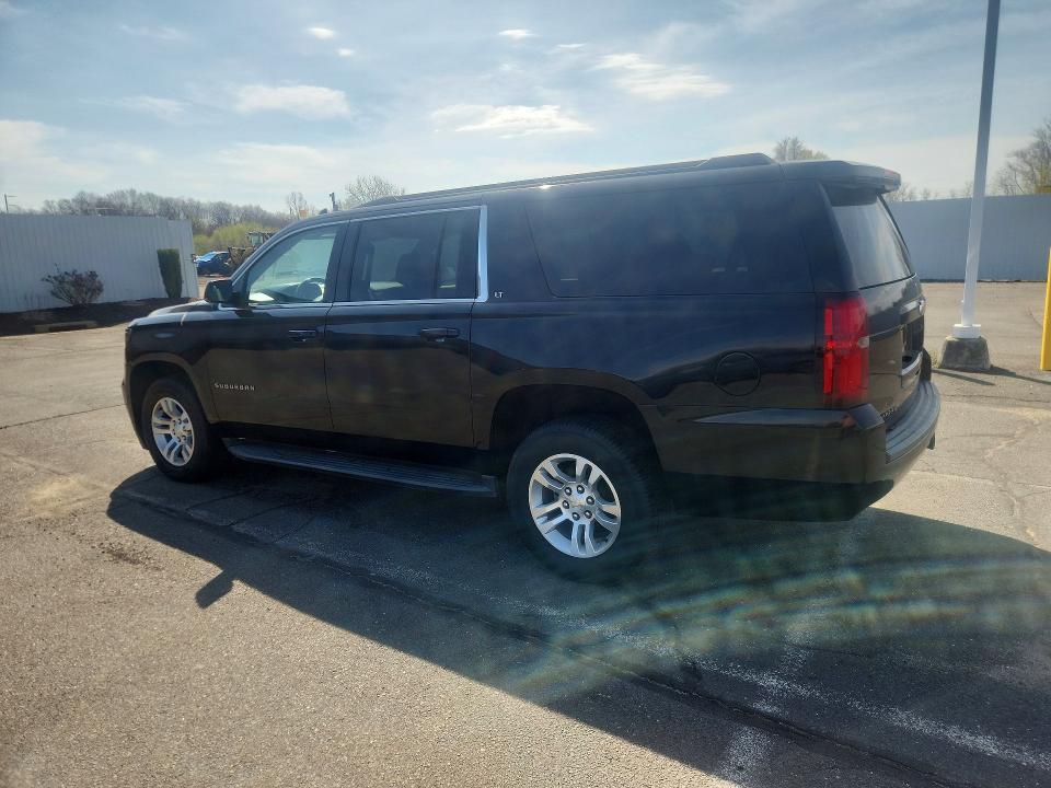 2017 Chevrolet Suburban VIN 1GNSKHKC6HR198512 COPART salvage auction — MINOR DENT/SCRATCHES, Wv - Salvage Certificate, sold $9,200 on 2026-07-27 (photo 2)