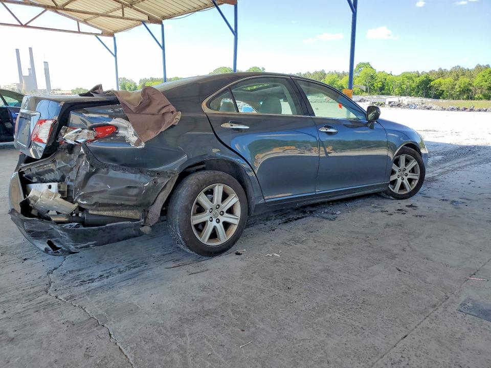 2007 Lexus ES VIN JTHBJ46G972052354 COPART salvage auction — ROLLOVER, GA - CERT OF TITLE-SALVAGE, sold $250 on 2026-07-23 (photo 3)