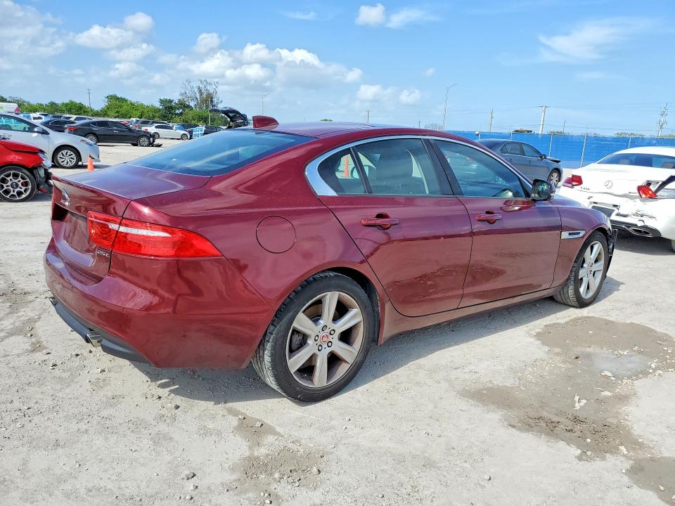 2017 Jaguar Xe VIN SAJAD4BGXHA968916 COPART salvage auction — FRONT END, FL - CERT OF TITLE SLVG REBUILDABLE, sold $350 on 2026-07-27 (photo 3)