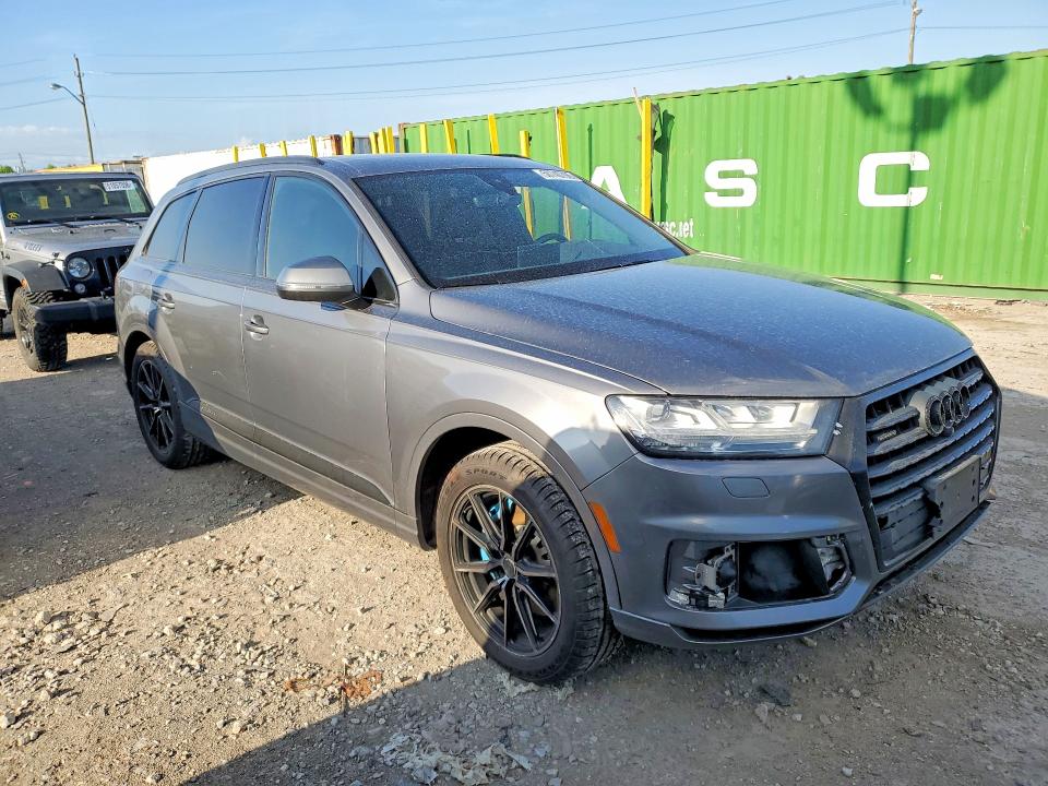2017 Audi Q7 VIN WA1LAAF72HD006000 COPART salvage auction — NORMAL WEAR, Il - Certificate Of Title, sold $4,450 on 2026-07-28 (photo 4)