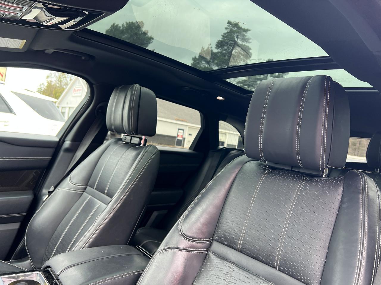 2018 Land Rover Range Rover Velar VIN SALYM2RX0JA720387 COPART salvage auction — Minor Dent/Scratches, LA - CERTIFICATE OF TITLE (P), sold $11,900 on 2026-07-01 (photo 9)