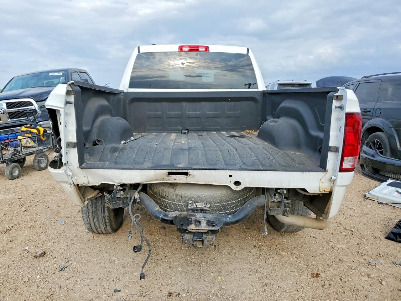 2021 Ram 1500 VIN 1C6RR6FG4MS575627 COPART salvage auction — Rear End, TX - SALVAGE VEHICLE TITLE, sold $4,050 on 2026-06-25 (photo 6)
