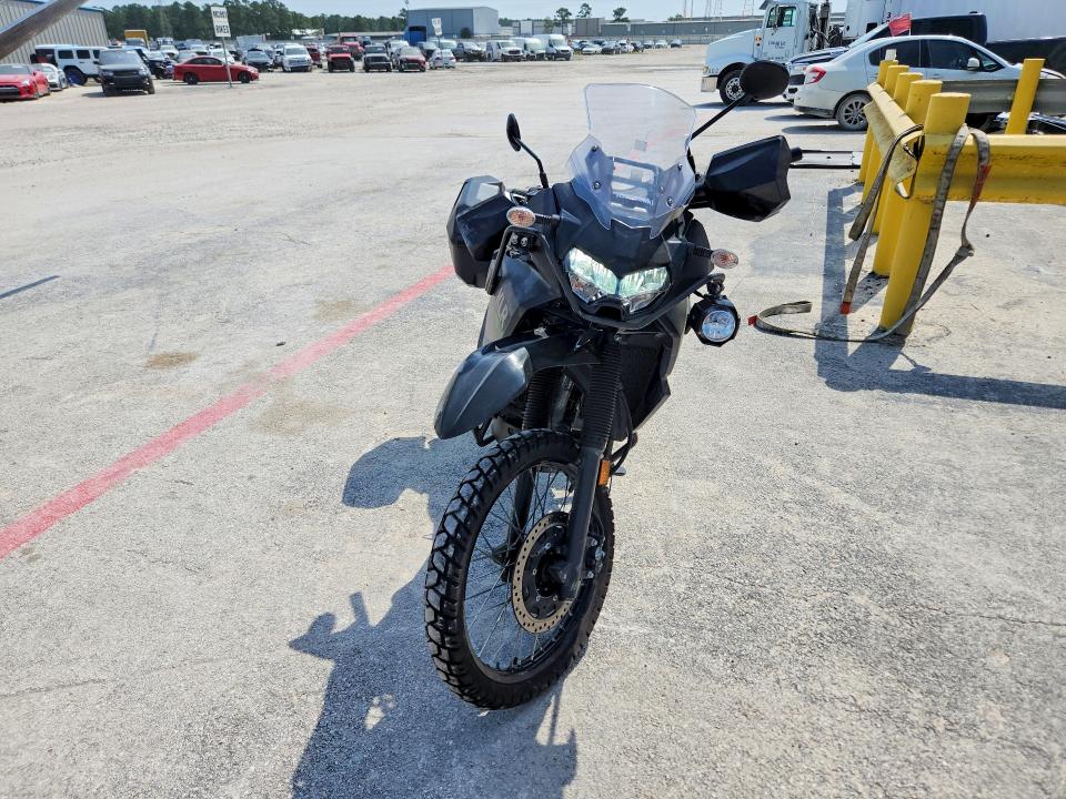 2022 Kawasaki Kl650 VIN ML5KLEL16NDA10451 COPART salvage auction — ALL OVER, Tx - Salvage Vehicle Title, sold $2,500 on 2026-07-02 (photo 2)