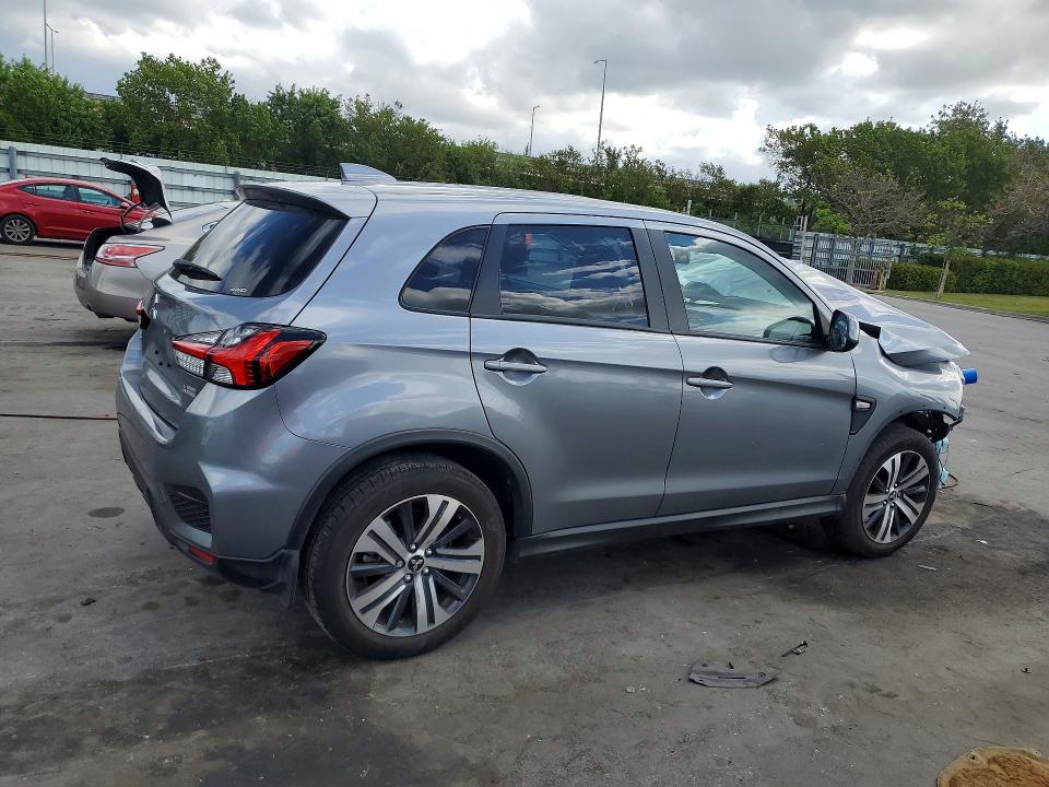 2025 Mitsubishi Outlander VIN JA4ARUAU9SU012172 COPART salvage auction — FRONT END, Salvage Title, sold $800 on 2026-07-27 (photo 3)