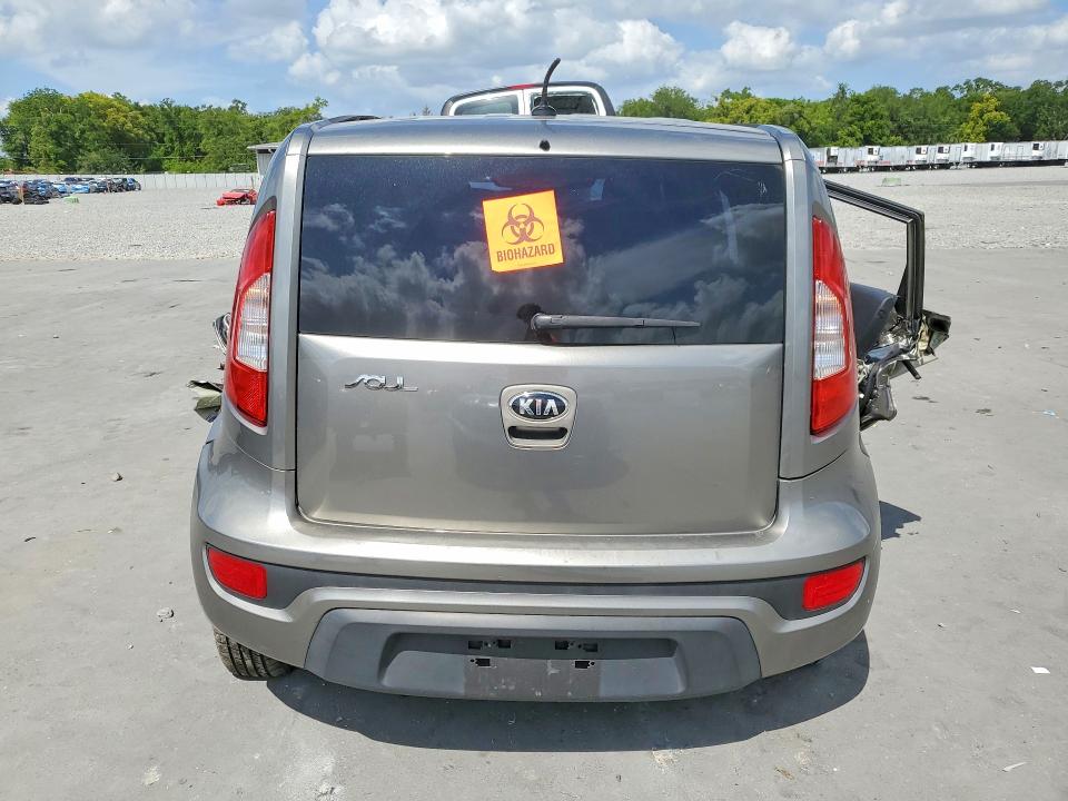 2013 Kia Soul VIN KNDJT2A59D7588088 COPART salvage auction — ROLLOVER, FL - CERT OF TITLE SLVG REBUILDABLE, sold $675 on 2026-07-27 (photo 6)
