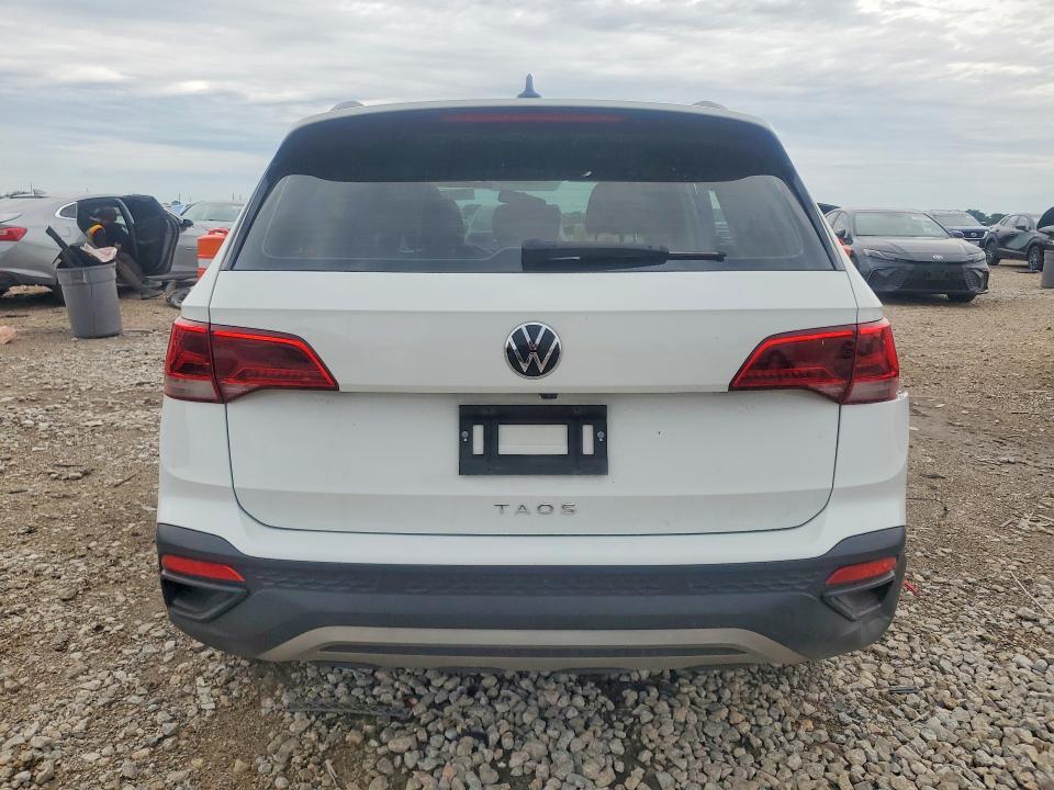 2022 Volkswagen Taos VIN 3VVCX7B20NM078624 COPART salvage auction — SIDE, Tx - Salvage Vehicle Title, sold $5,800 on 2026-07-02 (photo 6)