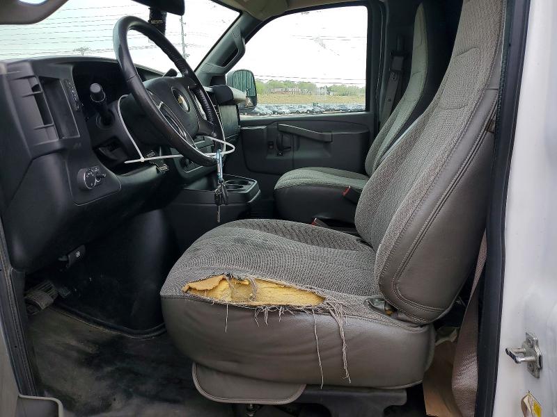 2018 Chevrolet Express VIN 1GCWGBFP0J1344154 COPART salvage auction — MINOR DENT/SCRATCHES, Ca - Dis/Dlr/Exp Only Clean Title, sold $4,100 on 2026-07-20 (photo 7)