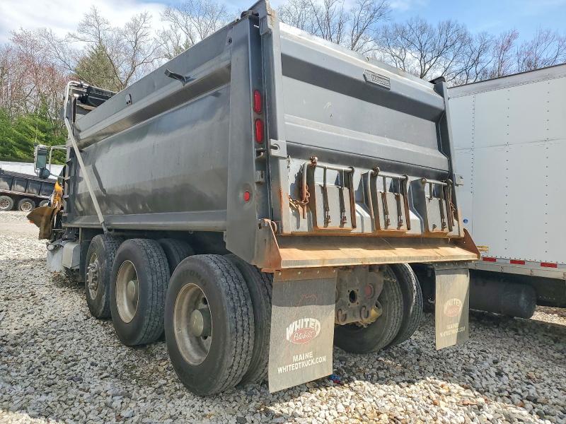2014 Peterbilt 365 VIN 1NPSXPEX6ED235580 COPART salvage auction — ROLLOVER, ME - CERT OF TITLE-SALVAGE COLLISIO, sold $14,100 on 2026-08-06 (photo 3)