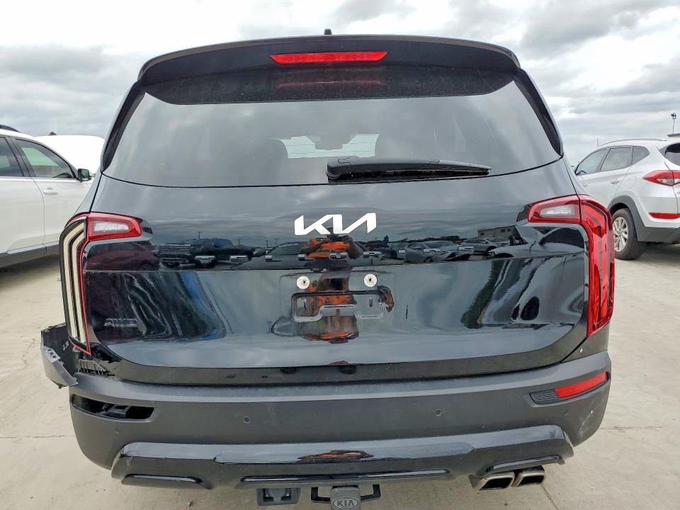 2022 Kia Telluride VIN 5XYP3DHCXNG224082 COPART salvage auction — SIDE, Tx - Salvage Vehicle Title, sold $5,600 on 2026-07-23 (photo 6)