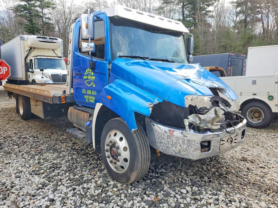 2015 Hino All other VIN 5PVNJ8JNXF4S52027 COPART salvage auction — FRONT END, MA - CERT OF TITLE-SALVAGE (P), sold $11,100 on 2026-07-08 (photo 4)