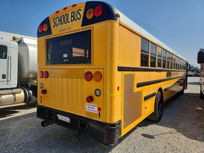 2014 Ic VIN 4DRBWAAR1EB780608 COPART salvage auction — MINOR DENT/SCRATCHES, Tx - Certificate Of Title, sold $2,000 on 2026-09-22 (photo 4)