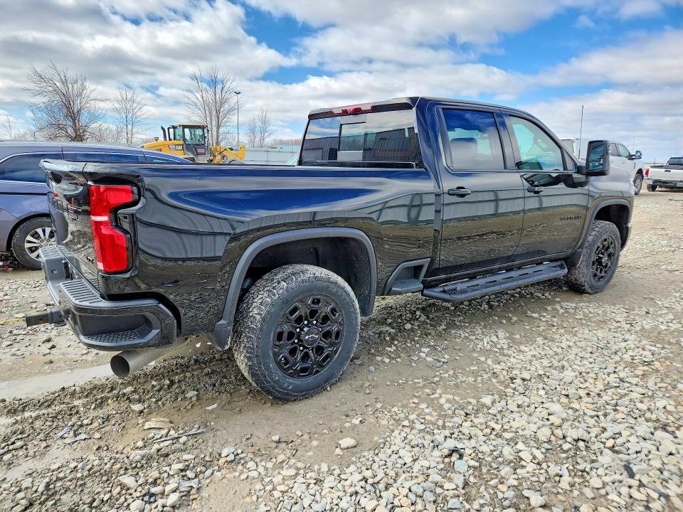 2024 Chevrolet Silverado VIN 2GC4YUEYXR1258611 COPART salvage auction — SIDE, Wi - Cert Of Title-Claim Paid, sold $41,250 on 2026-07-20 (photo 3)