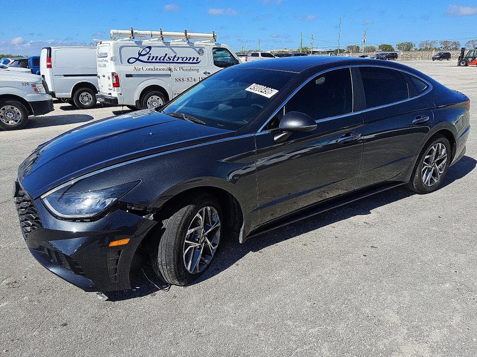 2020 Hyundai Sonata VIN 5NPEF4JA8LH061851 COPART salvage auction — UNDERCARRIAGE, FL - CERT OF TITLE-REBUILT, sold $1,100 on 2026-07-14 (photo 1)