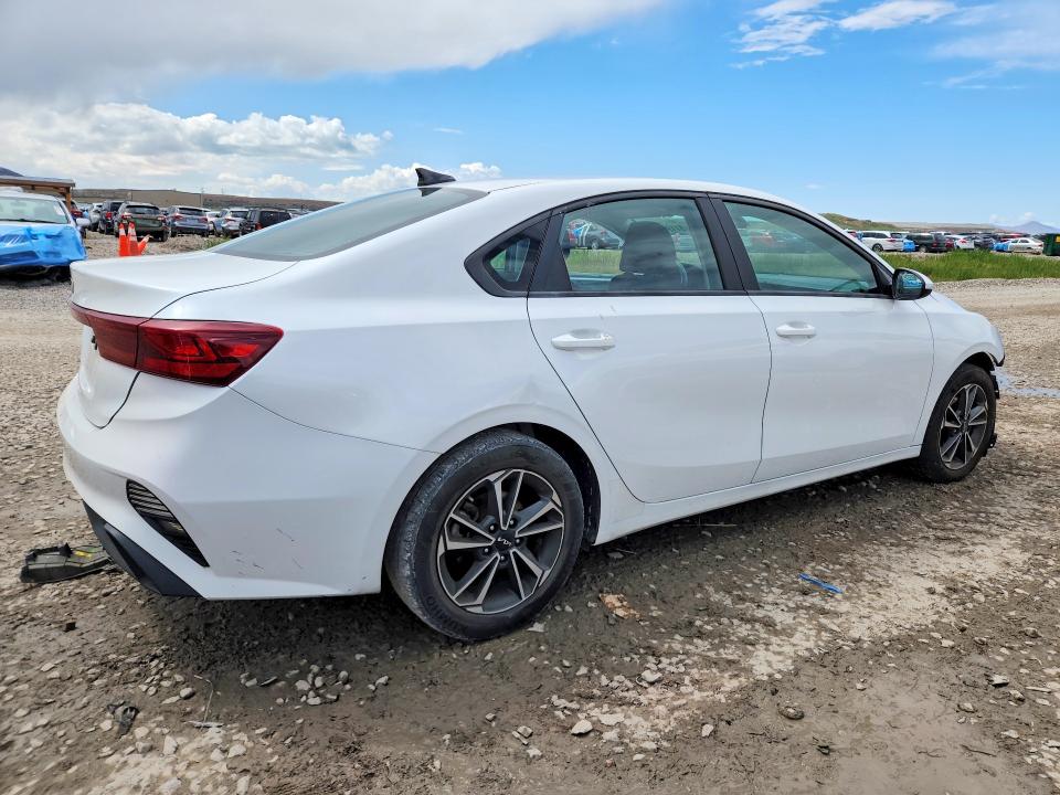 2022 Kia Forte VIN 3KPF24ADXNE487039 COPART salvage auction — SIDE, UT - SALVAGE CERTIFICATE, sold $3,150 on 2026-07-03 (photo 3)