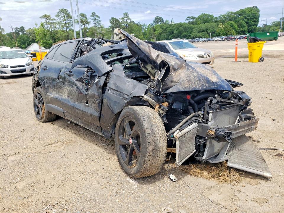 2018 Jaguar F-pace VIN SADCK2FX4JA272882 COPART salvage auction — ROLLOVER, Id - Salvage Certificate Of Title, sold $900 on 2026-07-14 (photo 4)