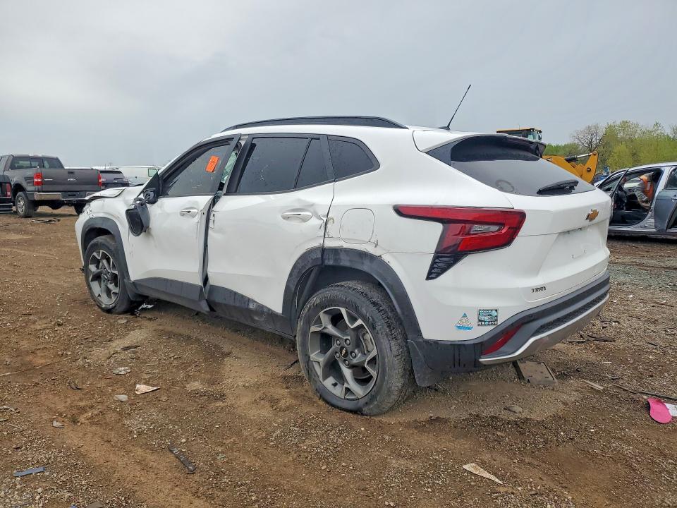 2024 Chevrolet Trax VIN KL77LHE27RC241142 COPART salvage auction — FRONT END, Il - Certificate Of Title, sold $3,400 on 2026-07-15 (photo 2)