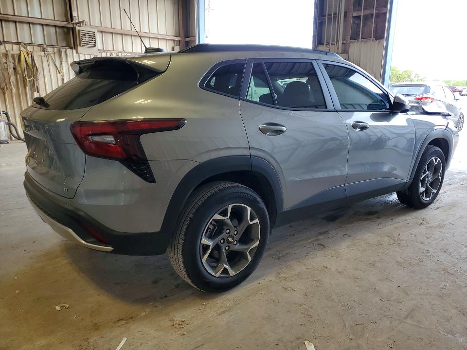2026 Chevrolet Trax VIN KL77LHEP8TC075717 COPART salvage auction — FRONT END, Tx - Salvage Vehicle Title, sold $4,100 on 2026-07-24 (photo 3)