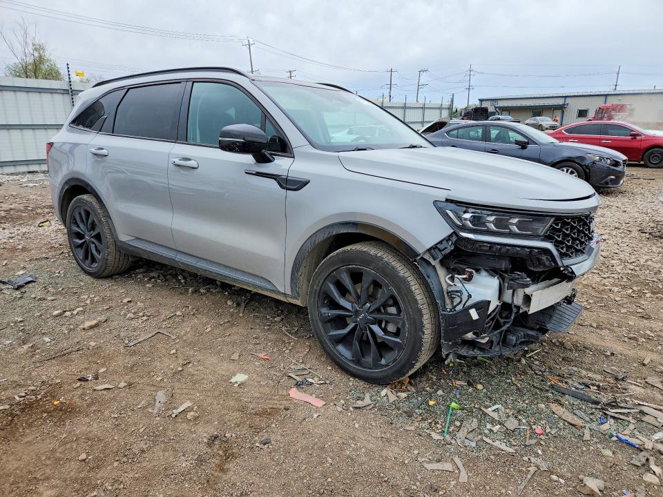2022 Kia Sorento VIN 5XYRK4LF0NG093533 COPART salvage auction — FRONT END, Il - Salvage Certificate, sold $7,000 on 2026-07-15 (photo 4)