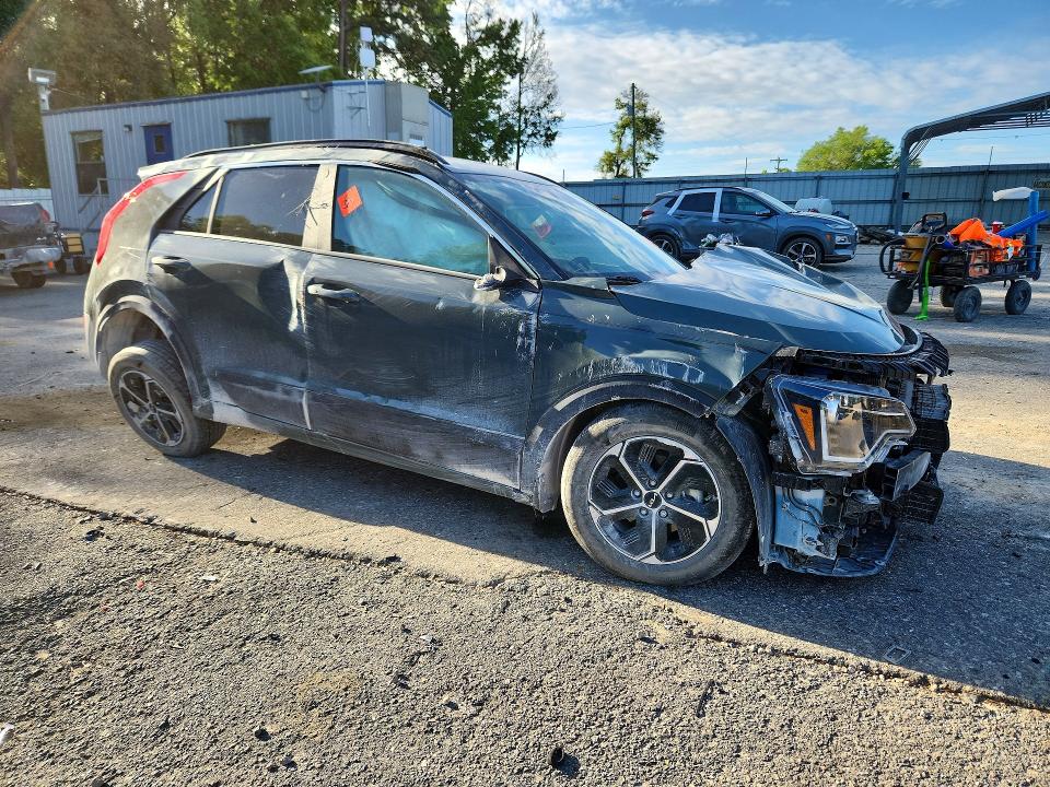 2025 Kia Niro VIN KNDCR3LEXS5235796 COPART salvage auction — FRONT END, Fl - Cert Of Title Slvg Rebuildable, sold $2,100 on 2026-07-06 (photo 4)