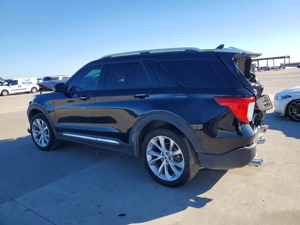 2022 Ford Explorer VIN 1FM5K8HC5NGA83397 COPART salvage auction — REAR END, Tx - Salvage Vehicle Title, sold $4,350 on 2026-07-09 (photo 2)