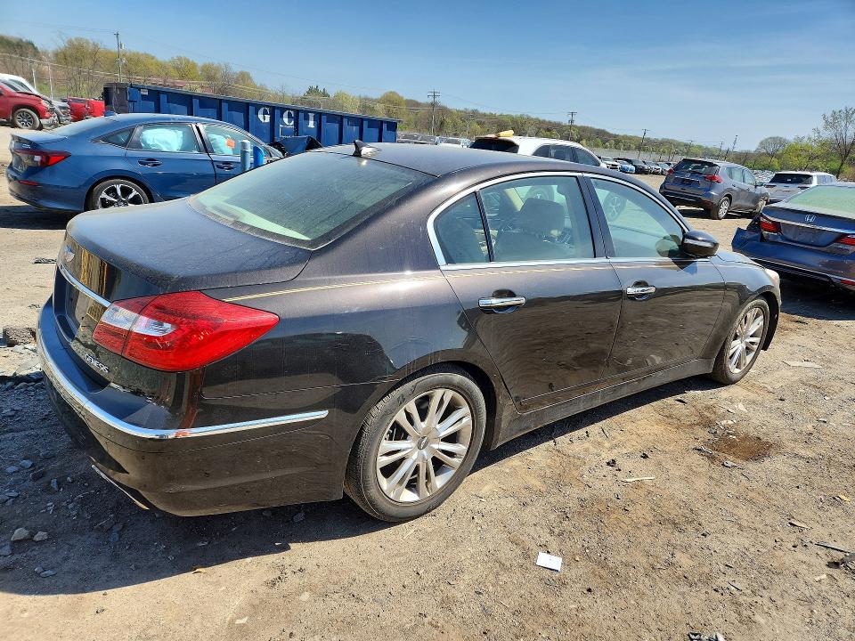 2014 Hyundai Genesis VIN KMHGC4DDXEU260329 COPART salvage auction — FRONT END, Md - Cert Of Salvage > 75% Damage, sold $900 on 2026-07-30 (photo 3)