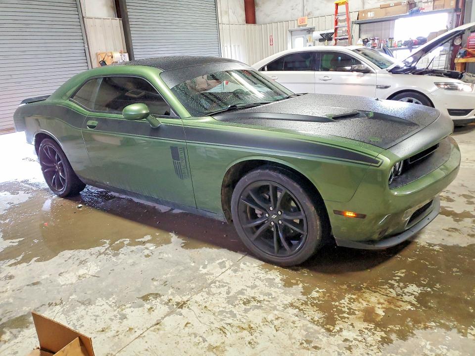 2018 Dodge Challenger VIN 2C3CDZAG4JH251350 COPART salvage auction — SIDE, Tx - Salvage Vehicle Title, sold $2,250 on 2026-08-11 (photo 4)
