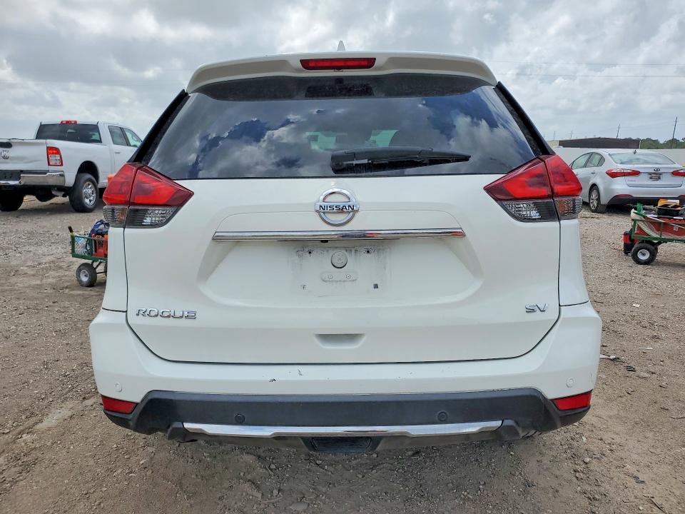 2019 Nissan Rogue VIN KNMAT2MT2KP538432 COPART salvage auction — MINOR DENT/SCRATCHES, FL - CERT OF TITLE SLVG REBUILDABLE (P), sold $2,250 on 2026-07-27 (photo 6)