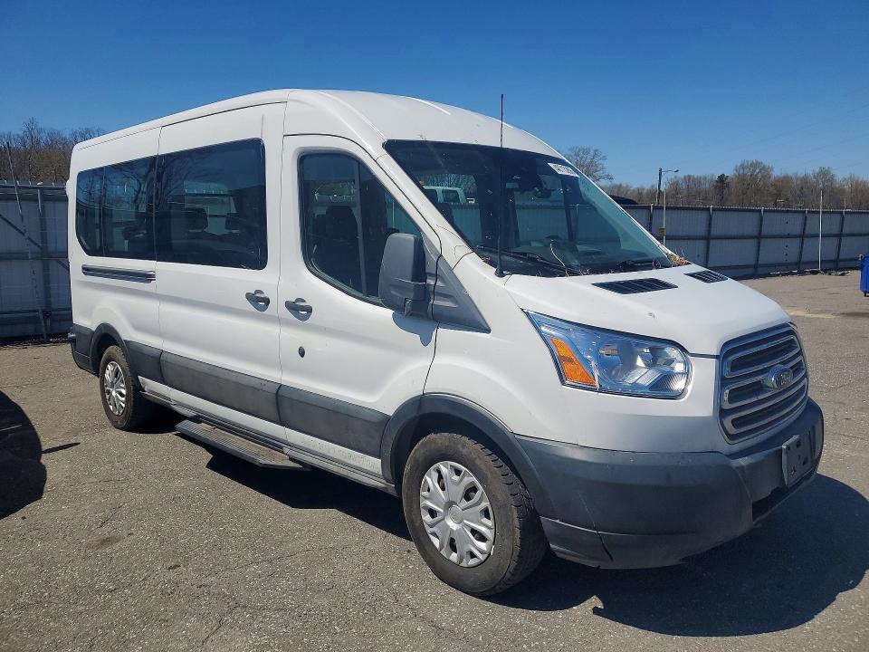 2019 Ford Transit VIN 1FBZX2CM6KKA16311 COPART salvage auction — NORMAL WEAR, Pa - Cert Of Title (P), sold $14,000 on 2026-07-09 (photo 4)