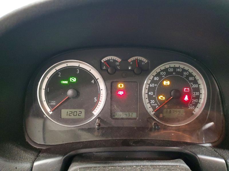 2004 Volkswagen Jetta VIN 3VWSR69M44M023708 COPART salvage auction — FRONT END, Ns - Cert Of Registration, sold $175 on 2026-07-23 (photo 9)