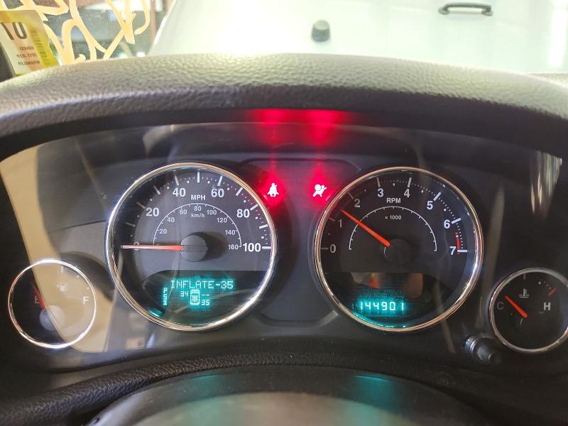 2013 Jeep Wrangler unlimited VIN 1C4BJWDGXDL699433 COPART salvage auction — MINOR DENT/SCRATCHES, Vt - Certificate Of Title, sold $5,900 on 2026-07-02 (photo 9)