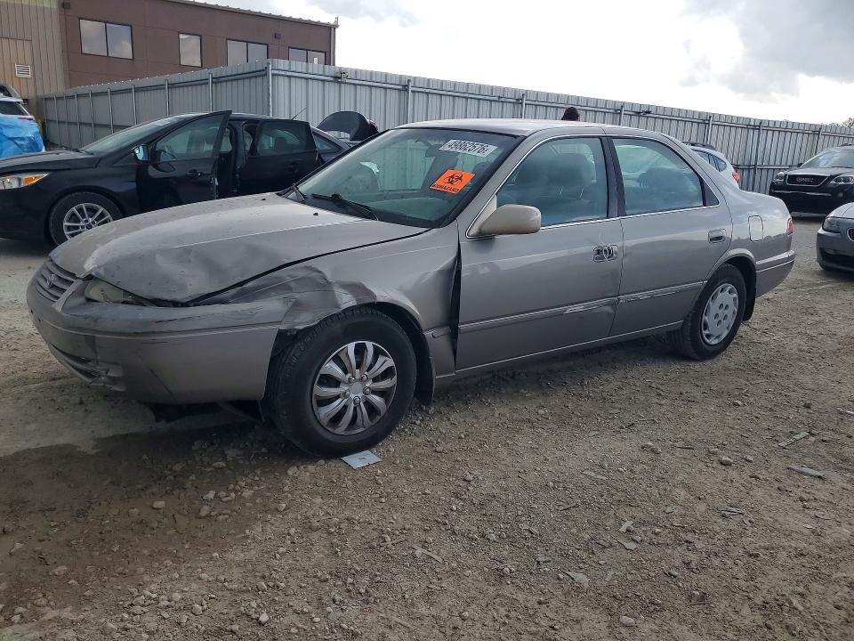 1999 Toyota Camry VIN 4T1BG22K7XU507667 COPART salvage auction — FRONT END, KS - CERT OF TITLE-SALVAGE, sold $425 on 2026-07-09 (photo 1)