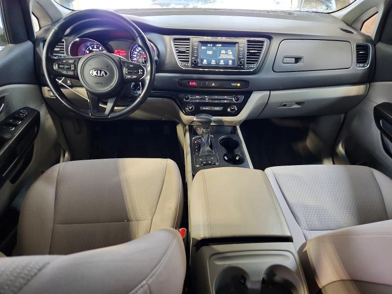 2017 Kia SEDONA VIN KNDMB5C11H6290853 COPART salvage auction — REAR END, Salvage Title, sold $2,400 on 2026-07-16 (photo 8)