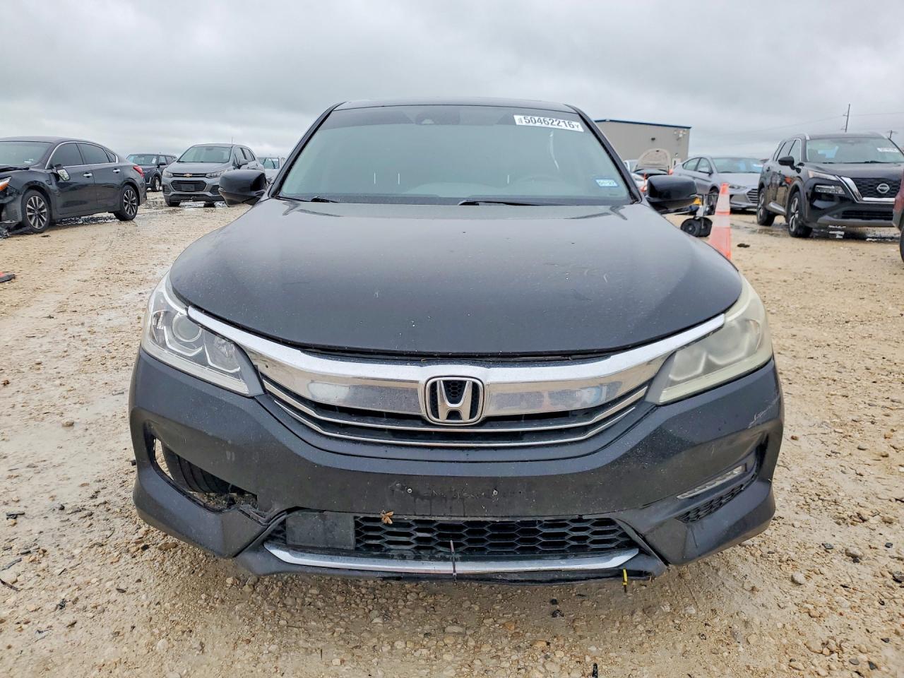 2016 Honda Acc S Ex VIN 1HGCR2F08GA133620 COPART salvage auction — Side, TX - SALVAGE VEHICLE TITLE (P), sold $2,300 on 2026-07-09 (photo 5)