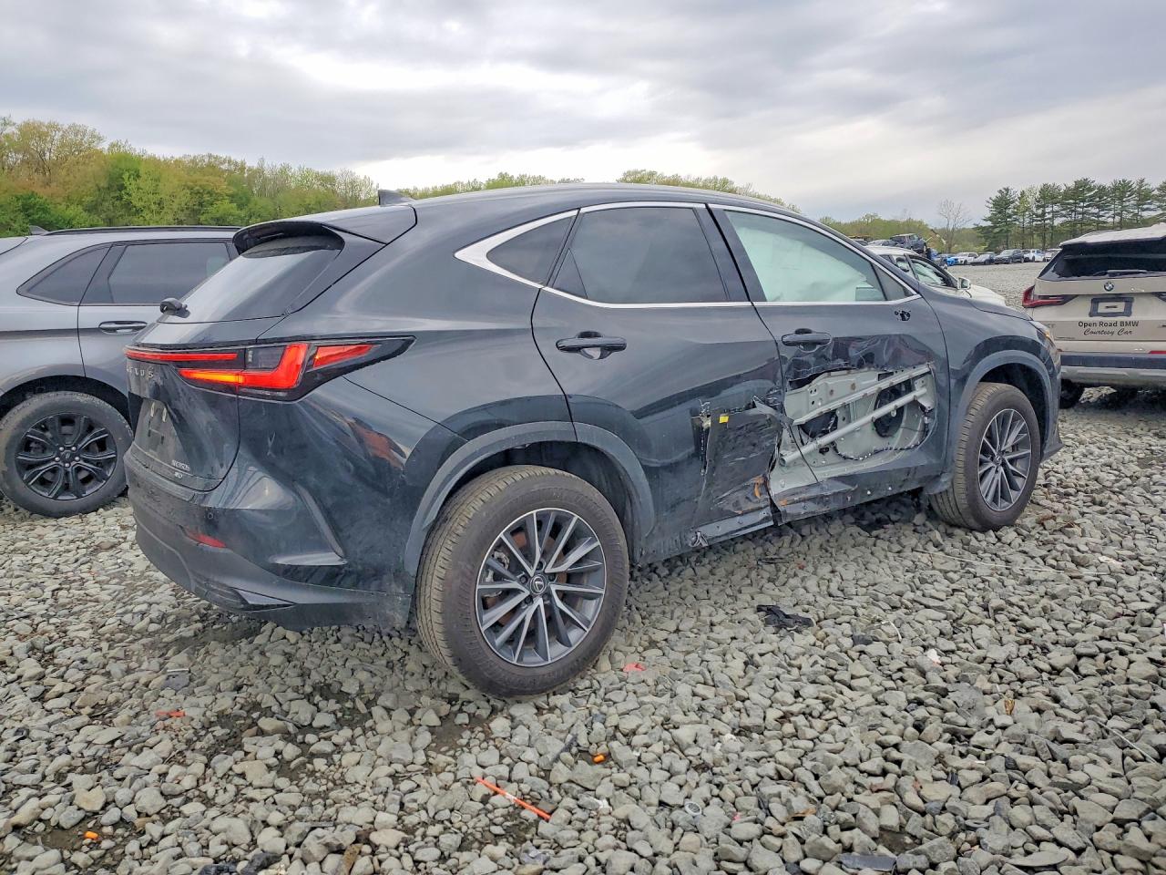 2025 Lexus NX 350h VIN JTJGKCEZ2S5036731 COPART salvage auction — Side, NJ - CERT OF TITLE-SALVAGE, sold $26,250 on 2026-07-06 (photo 3)