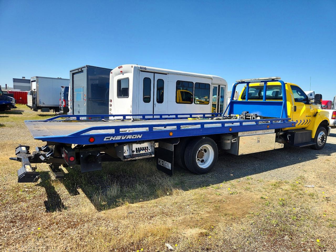 2022 Ford F-650 VIN 1FDWF6DC1NDF01040 COPART salvage auction — Mechanical, CA - DIS/DLR/EXP ONLY CLEAN TITLE (P), sold $20,200 on 2026-06-01 (photo 3)