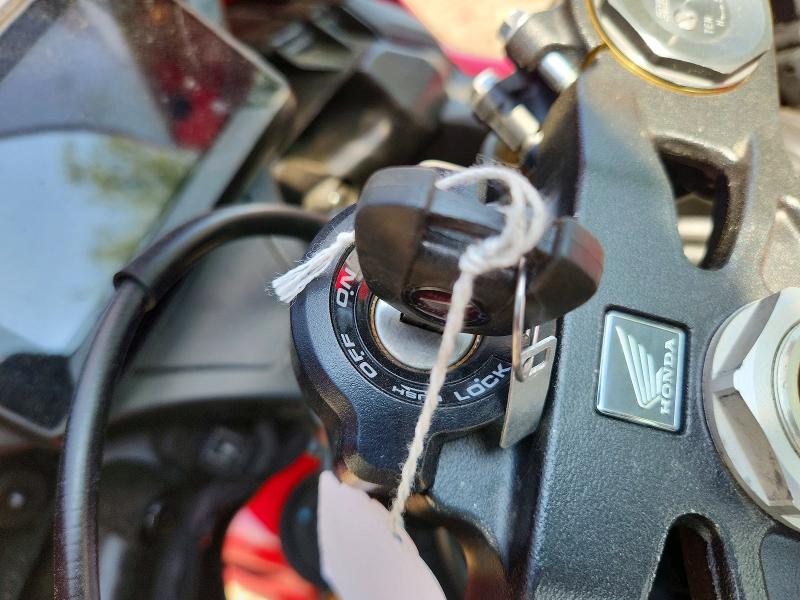 2024 Honda Cbr VIN JH2SC7756RK700138 COPART salvage auction — FRONT END, Wv - Salvage Certificate, sold $4,800 on 2026-07-23 (photo 8)
