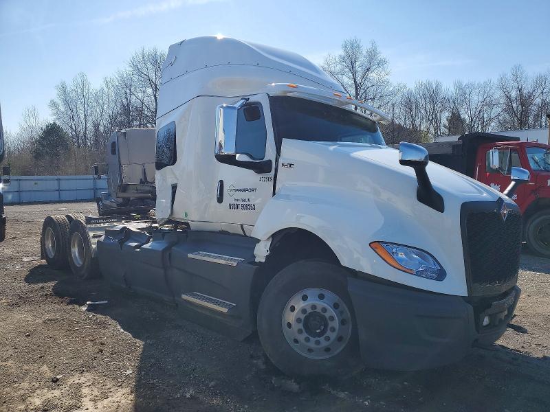 2025 International Lt VIN 3HSDZAPR6SN475493 COPART salvage auction — ALL OVER, OH - CERT OF TITLE-SALVAGE, sold $29,000 on 2026-08-06 (photo 1)